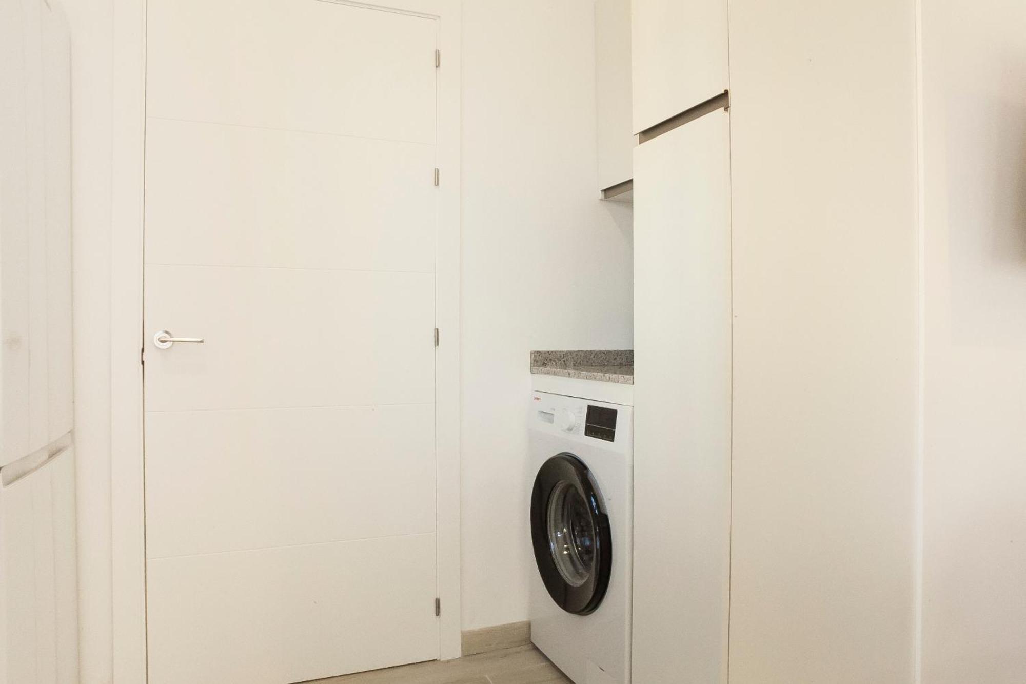 Apartamentos Rg Hospital Valme 塞维利亚 外观 照片