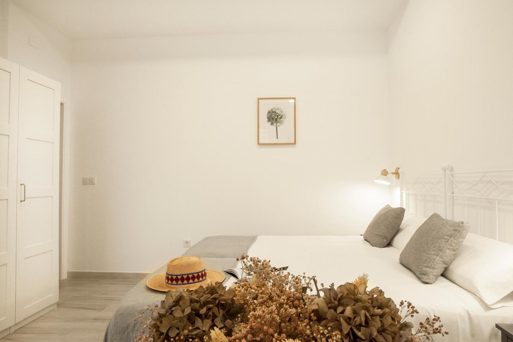 Apartamentos Rg Hospital Valme 塞维利亚 外观 照片