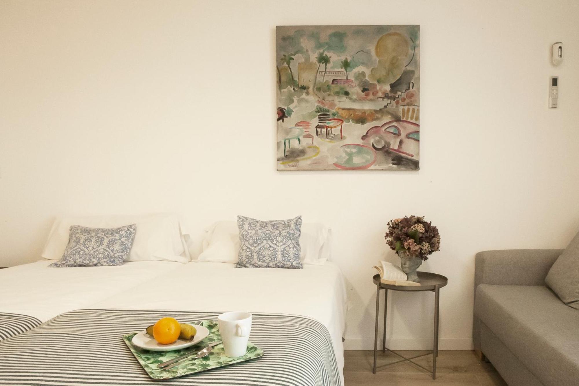 Apartamentos Rg Hospital Valme 塞维利亚 外观 照片